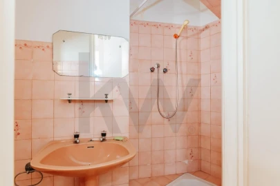 Apartamento T3 para Venda em Santa Maria Maior