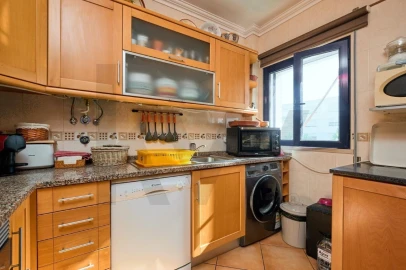 Apartamento T2 para Venda em Grândola e Santa Margarida da Serra