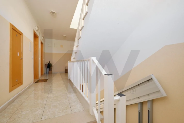 Apartamento T2 para Venda em Grândola e Santa Margarida da Serra Foto 8