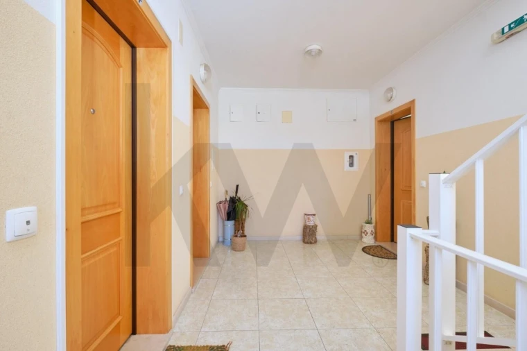 Apartamento T2 para Venda em Grândola e Santa Margarida da Serra Foto 9