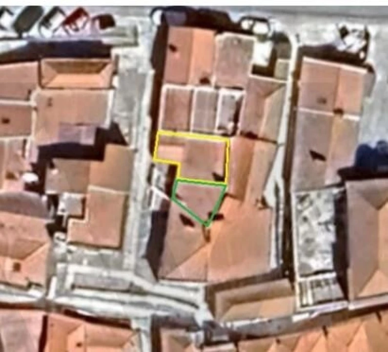 Moradia T2 para Venda em Santa Maria do Castelo e Santiago e Santa Susana Foto 30