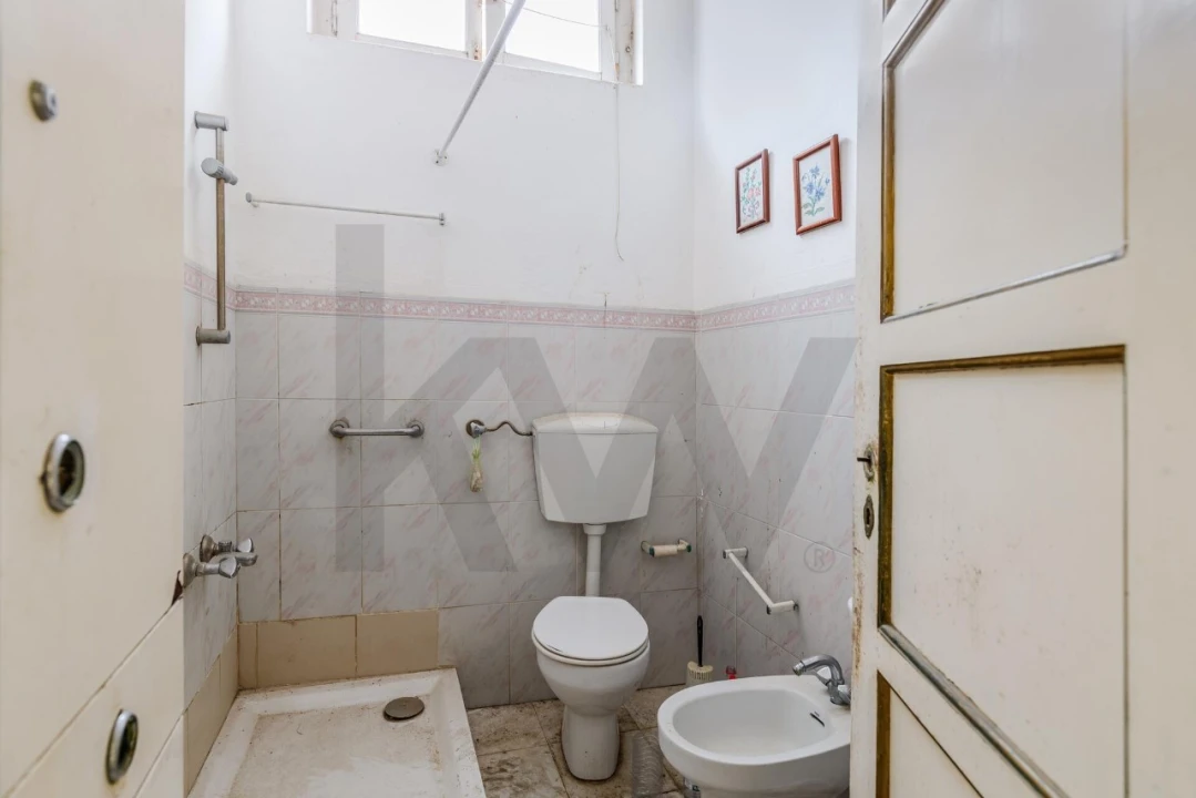 Moradia T3 para Venda em Santa Maria do Castelo e Santiago e Santa Susana Foto 14