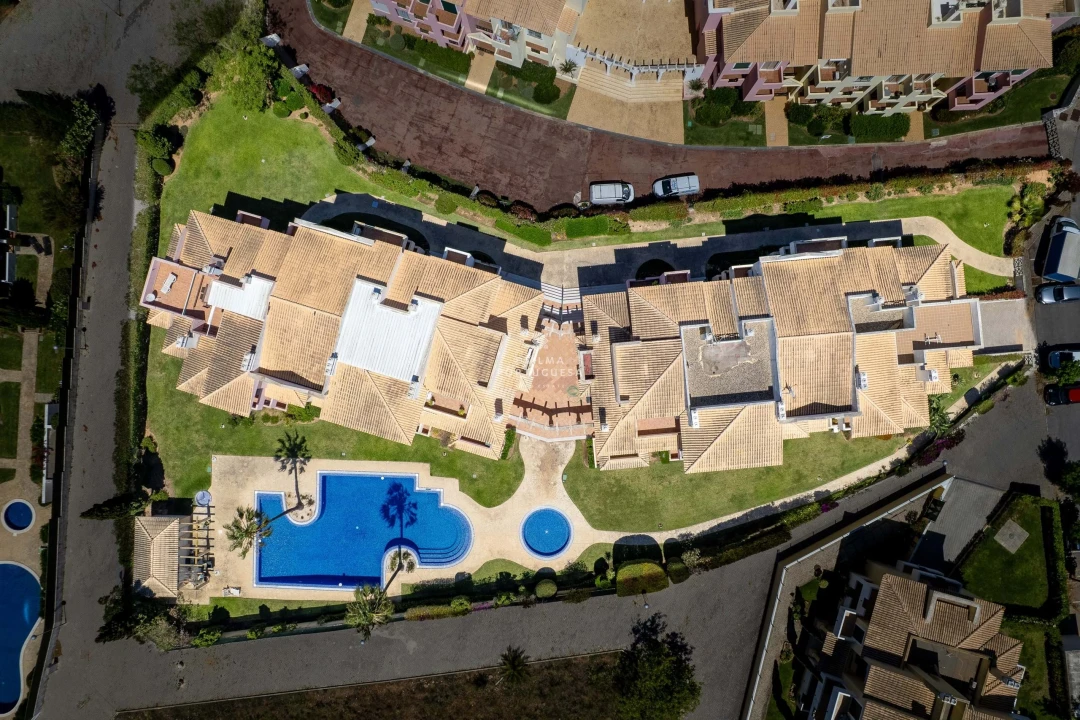 Apartamento T2 para Venda em Albufeira e Olhos de Água Foto 7