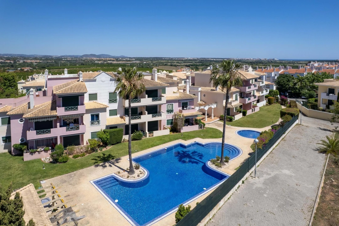 Apartamento T2 para Venda em Albufeira e Olhos de Água Foto 2