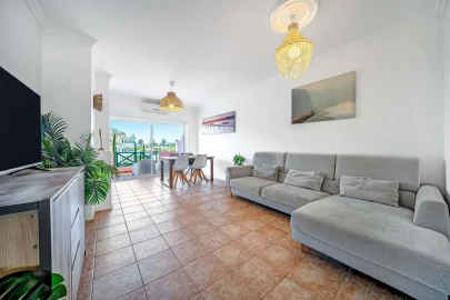 Apartamento T2 para Venda em Albufeira e Olhos de Água