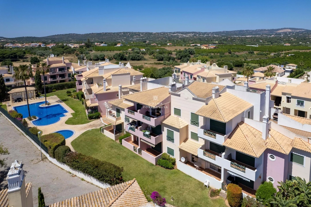 Apartamento T2 para Venda em Albufeira e Olhos de Água Foto 5