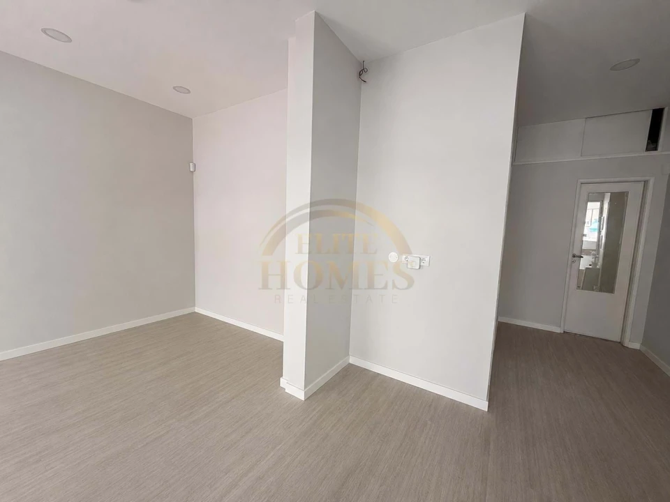 Negócio para Arrendamento em Algés, Linda-A-Velha e Cruz Quebrada-Dafundo Foto 2