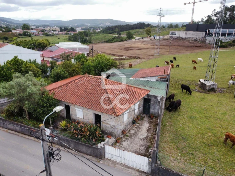 Moradia T3 para Venda em Brufe Foto 12