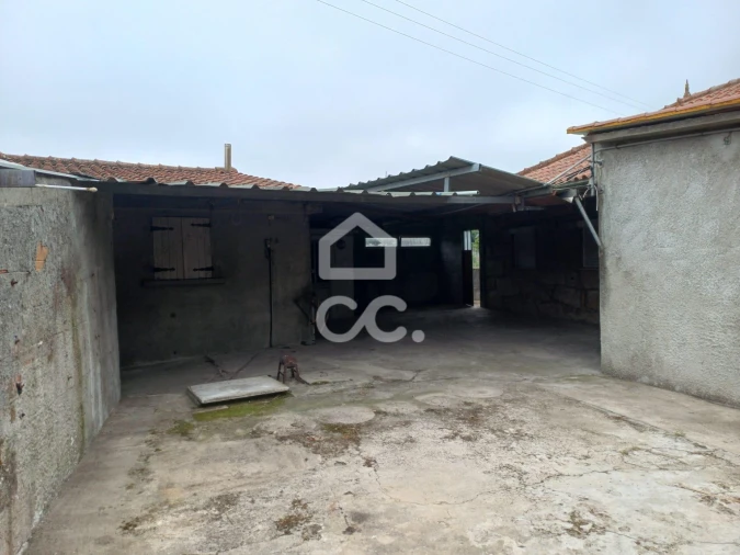 Moradia T3 para Venda em Brufe Foto 14