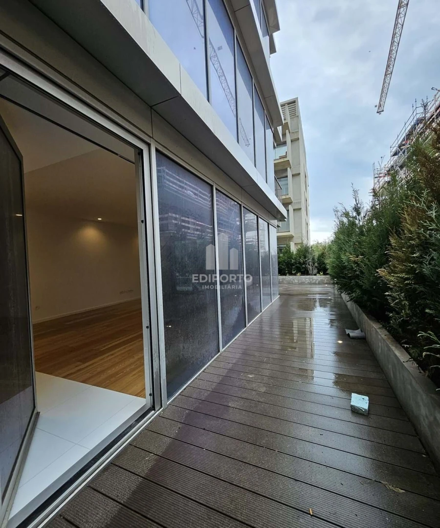 Apartamento T2 para Venda em Canidelo Foto 9