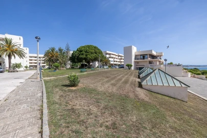 Negócio para Venda em Lagos (São Sebastião e Santa Maria)