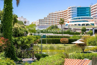 Apartamento T2 para Venda em Albufeira e Olhos de Água