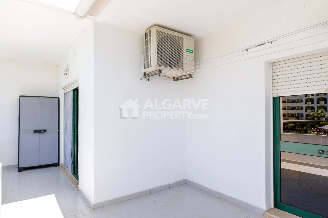 Apartamento T2 para Venda em Albufeira e Olhos de Água Foto 14