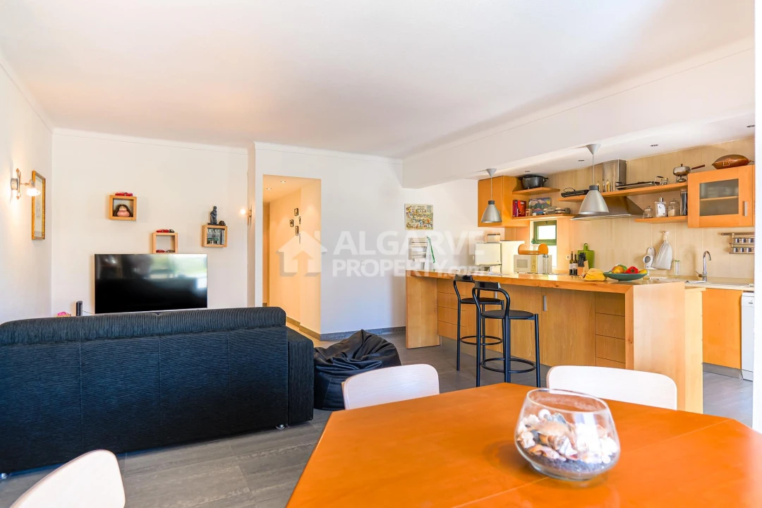 Apartamento T2 para Venda em Albufeira e Olhos de Água Foto 8