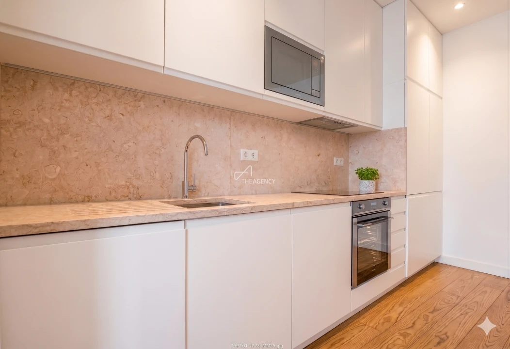 Apartamento T1 para Venda em Santa Maria Maior Foto 4