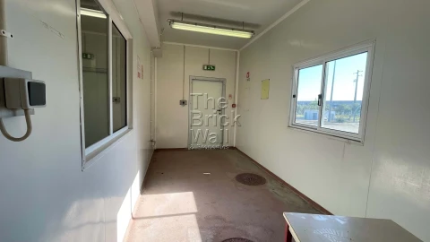 Negócio para Venda em Torres Novas (Santa Maria, Salvador e Santiago)