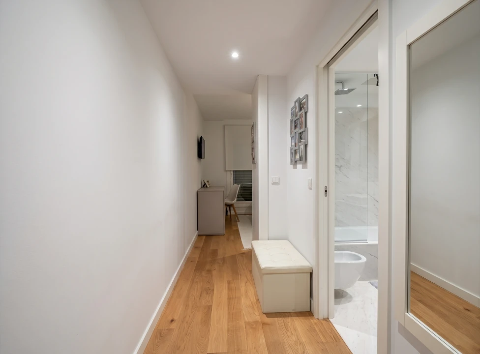 Apartamento T3 para Venda em Lordelo do Ouro e Massarelos Foto 17