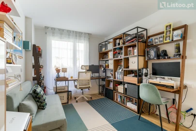 Apartamento T3 para Venda em Lordelo do Ouro e Massarelos