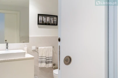 Apartamento T3 para Venda em Lordelo do Ouro e Massarelos