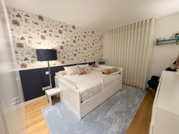 Apartamento T3 para Venda em Lordelo do Ouro e Massarelos