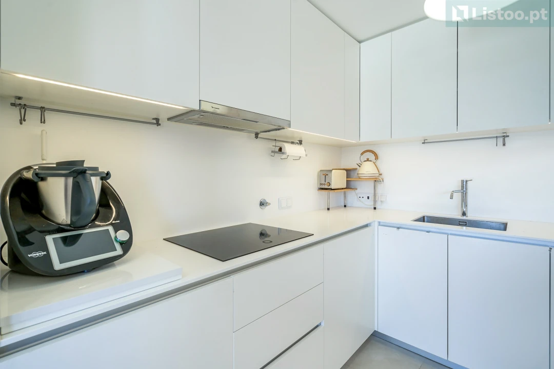 Apartamento T3 para Venda em Lordelo do Ouro e Massarelos Foto 12