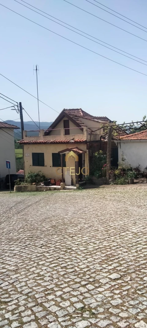 Moradia para Venda em São Pedro do Sul, Várzea e Baiões