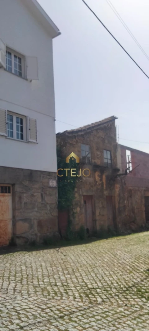 Moradia para Venda em São Pedro do Sul, Várzea e Baiões
