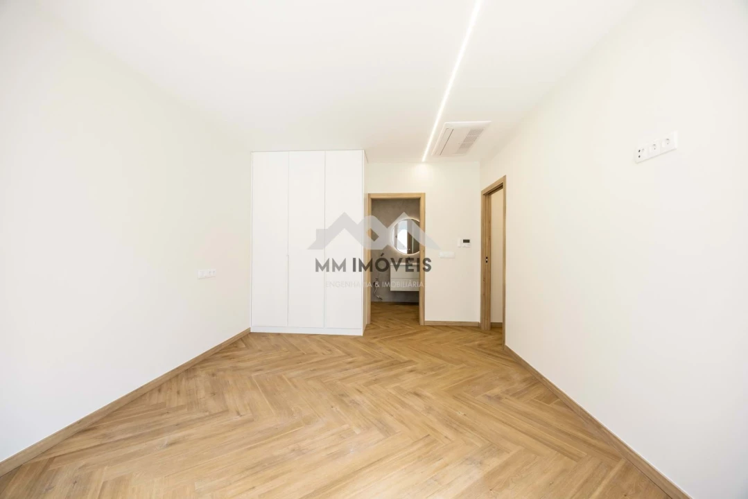 Apartamento T3 para Venda em Bonfim Foto 19
