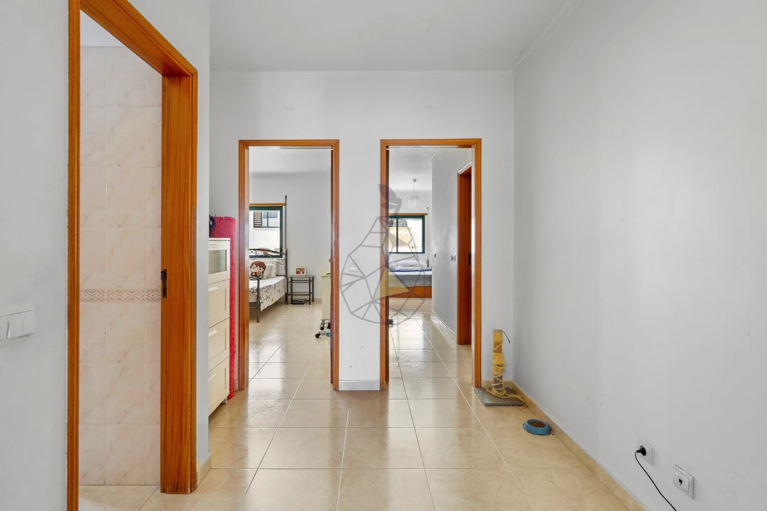 Apartamento T2 para Venda em Quarteira Foto 9