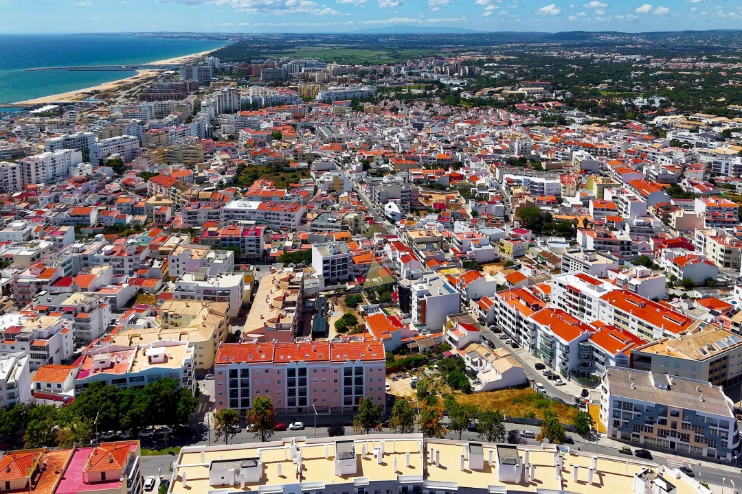 Apartamento T2 para Venda em Quarteira Foto 40