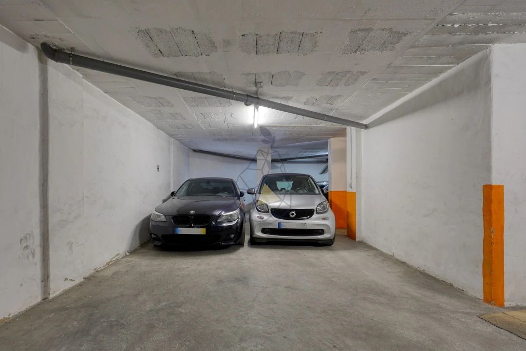 Apartamento T2 para Venda em Quarteira Foto 31