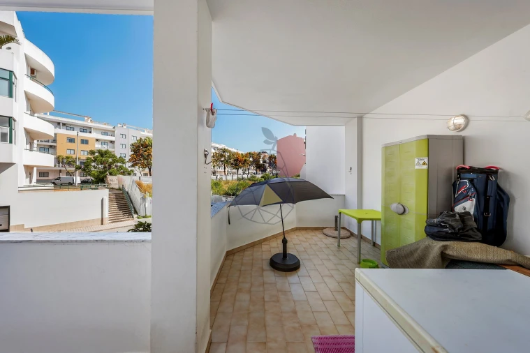 Apartamento T2 para Venda em Quarteira Foto 25