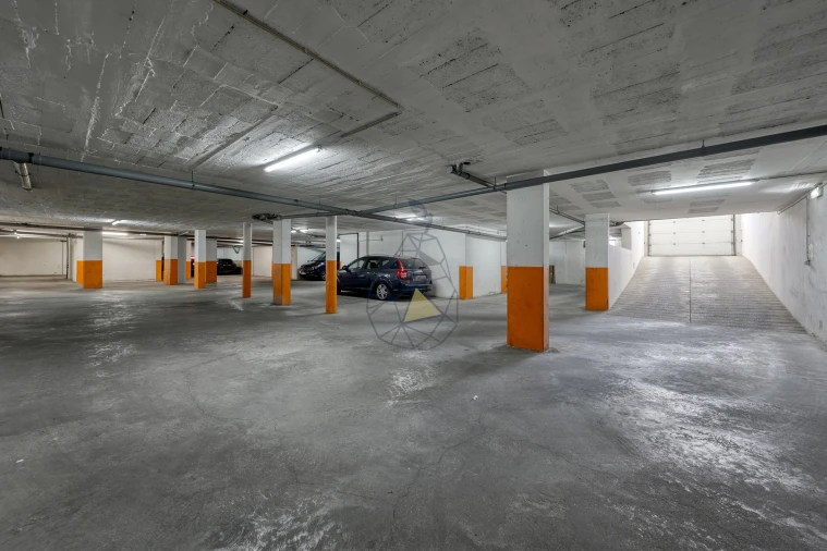 Apartamento T2 para Venda em Quarteira Foto 34