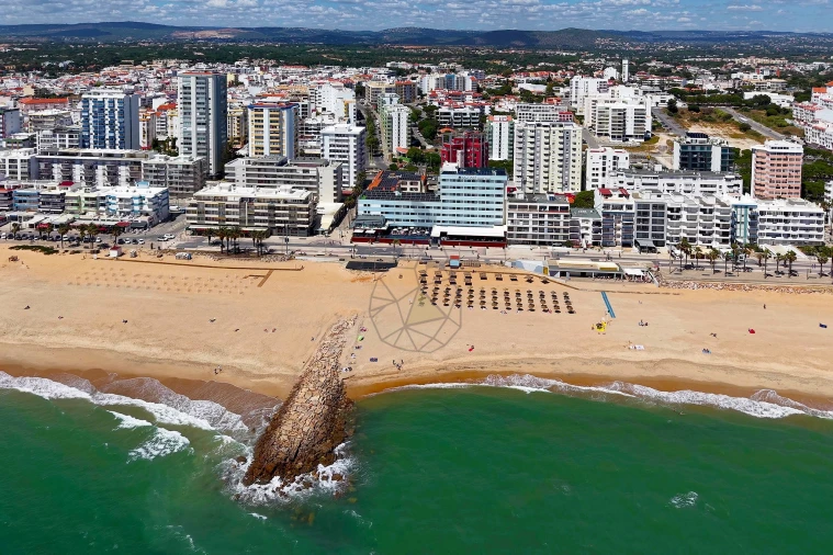 Apartamento T2 para Venda em Quarteira Foto 41