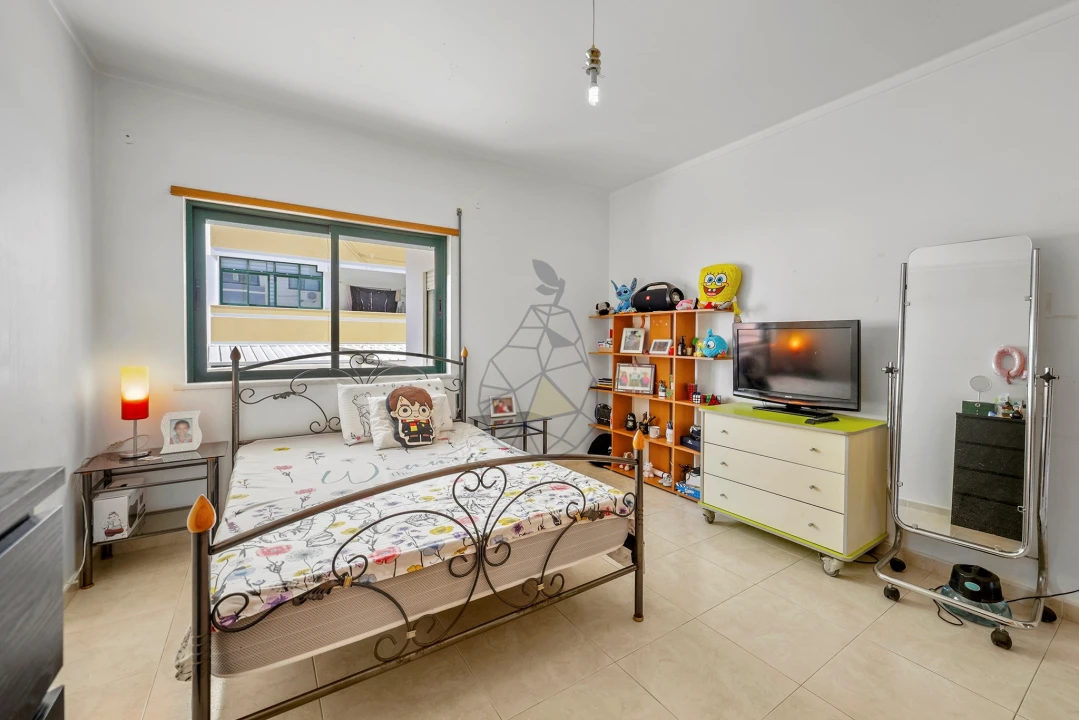 Apartamento T2 para Venda em Quarteira Foto 13