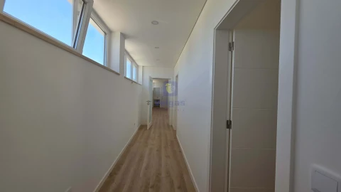 Moradia T3 para Venda em Vau