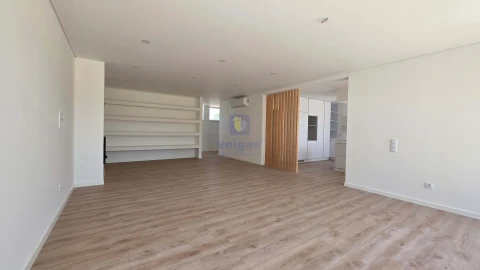 Moradia T3 para Venda em Vau