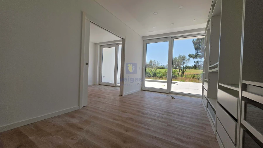 Moradia T3 para Venda em Vau Foto 36