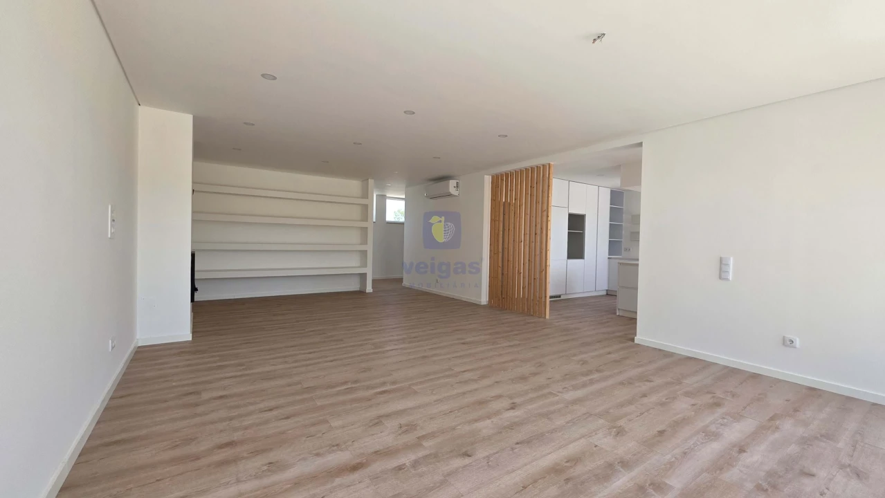 Moradia T3 para Venda em Vau Foto 53