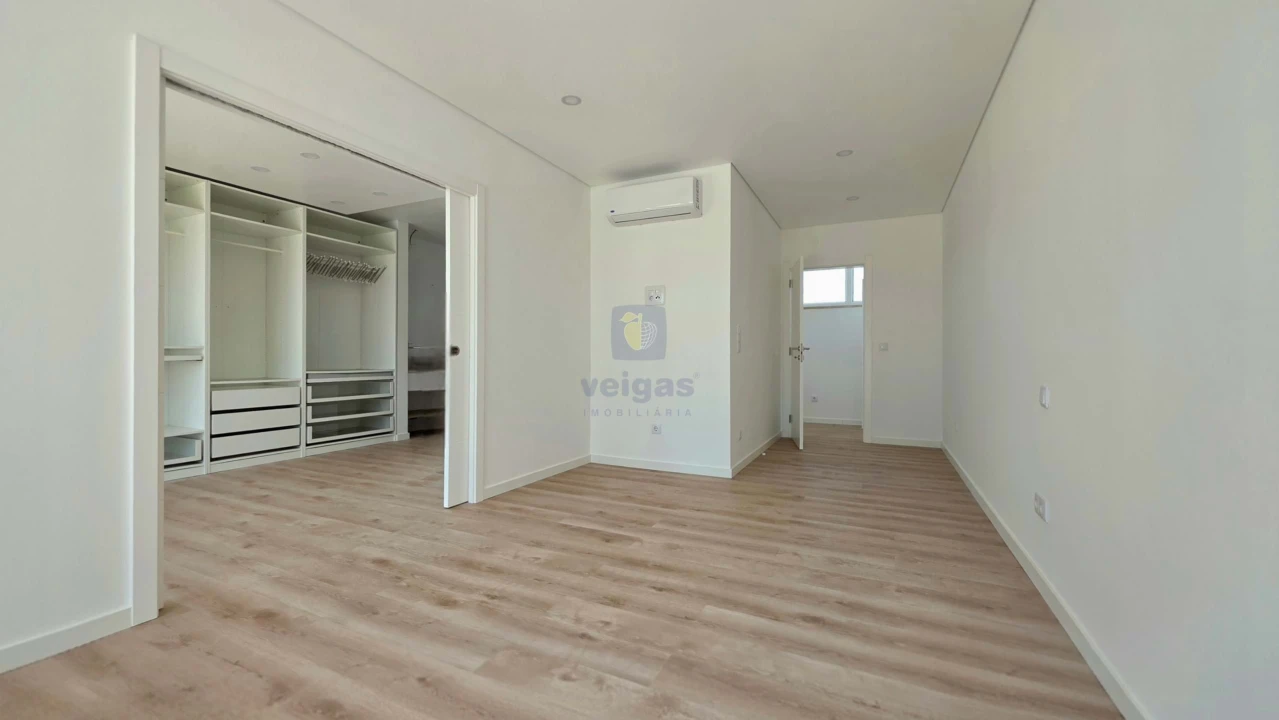 Moradia T3 para Venda em Vau Foto 55