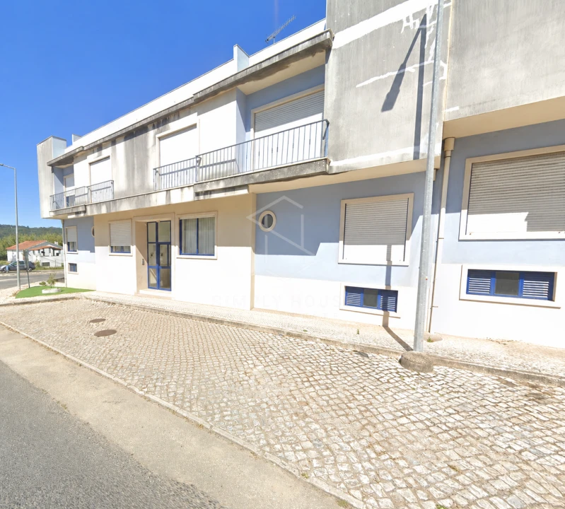 Apartamento T2 para Venda em Maiorga Foto 1