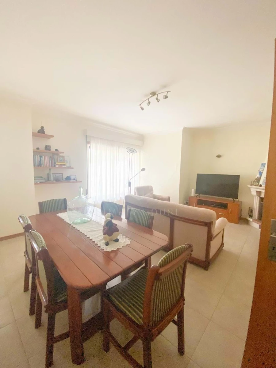 Apartamento T2 para Venda em Maiorga Foto 6