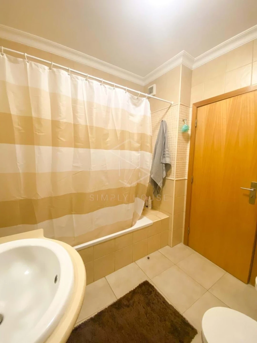 Apartamento T2 para Venda em Maiorga Foto 16