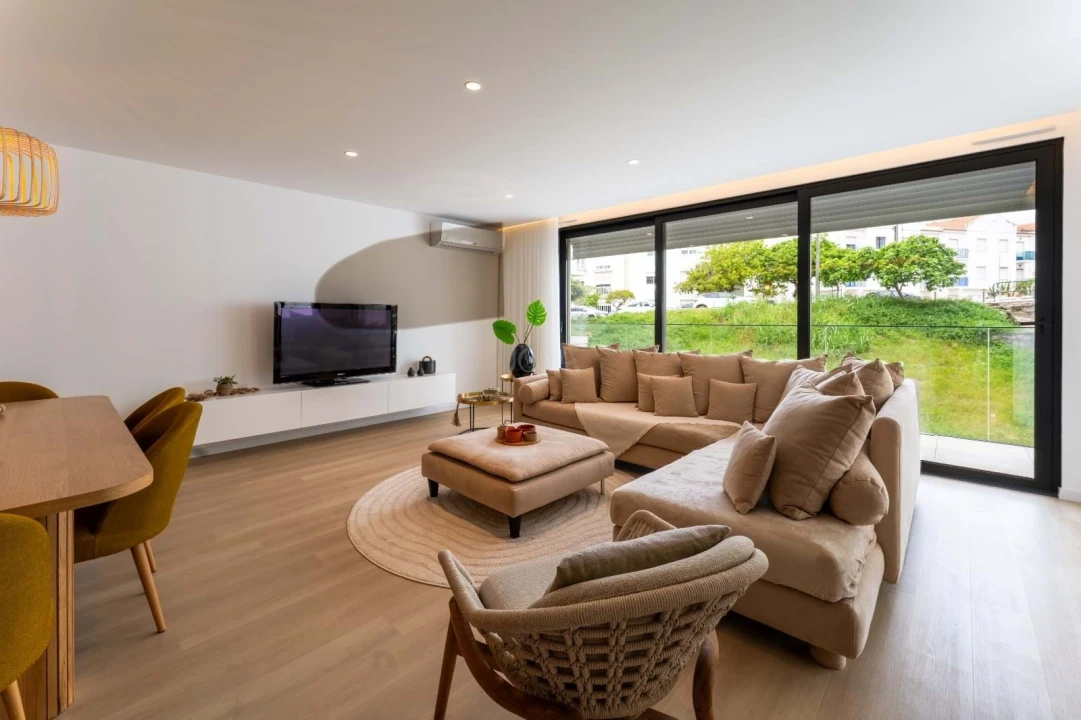 Apartamento T2 para Venda em Nazare Foto 1