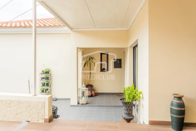 Moradia T3 para Venda em Funchal (Santa Maria Maior)