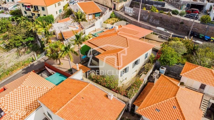 Moradia T3 para Venda em Funchal (Santa Maria Maior) Foto 7