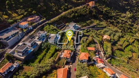 Terreno para Venda em Arco da Calheta