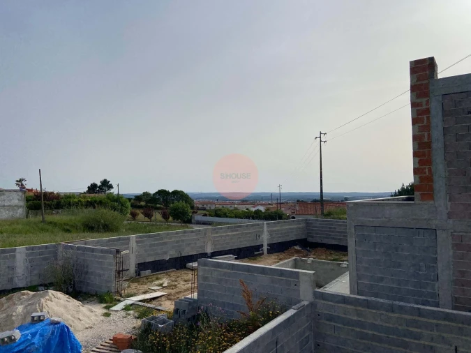 Moradia T3 para Venda em Caldas da Rainha - Santo Onofre e Serra do Bouro Foto 2