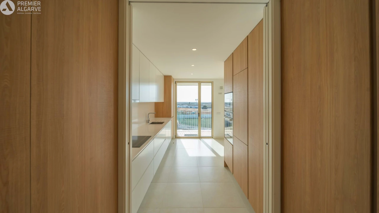 Apartamento T3 para Venda em Faro (Sé e São Pedro) Foto 16