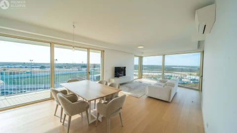 Apartamento T3 para Venda em Faro (Sé e São Pedro)